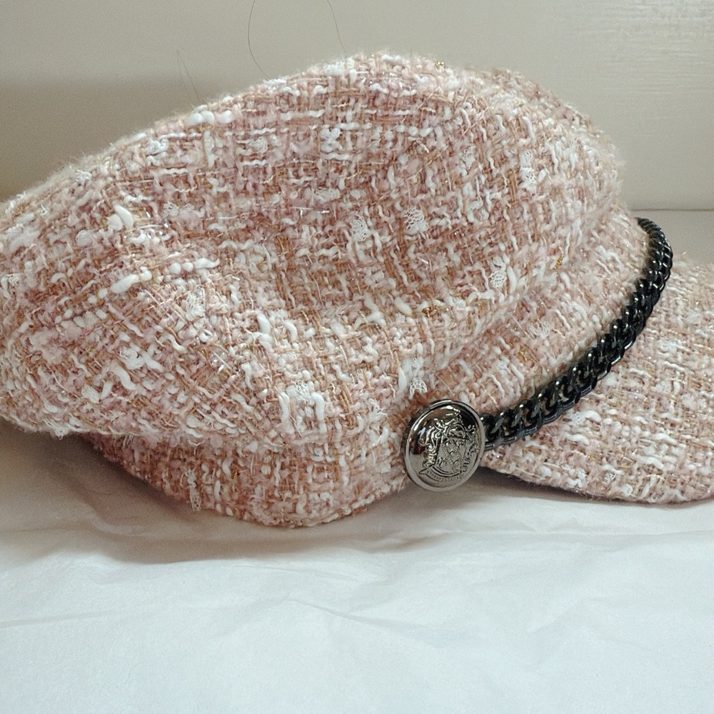 Vince Camuto Chain Strap Conducter Cap in Pale Pink - Picture 2 of 7